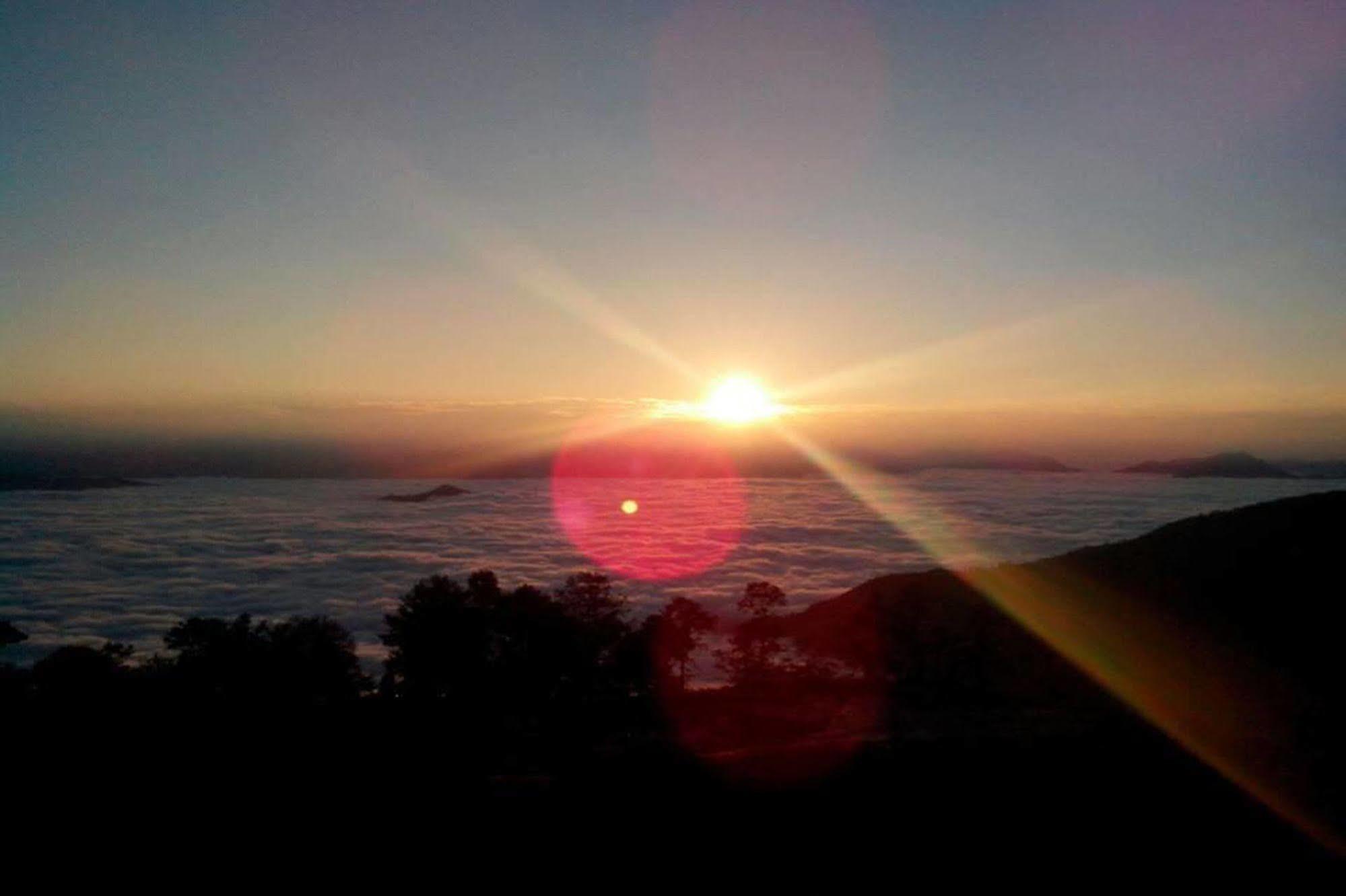 Nagarkot Sunshine Hotel Baluwapati Deupur Esterno foto