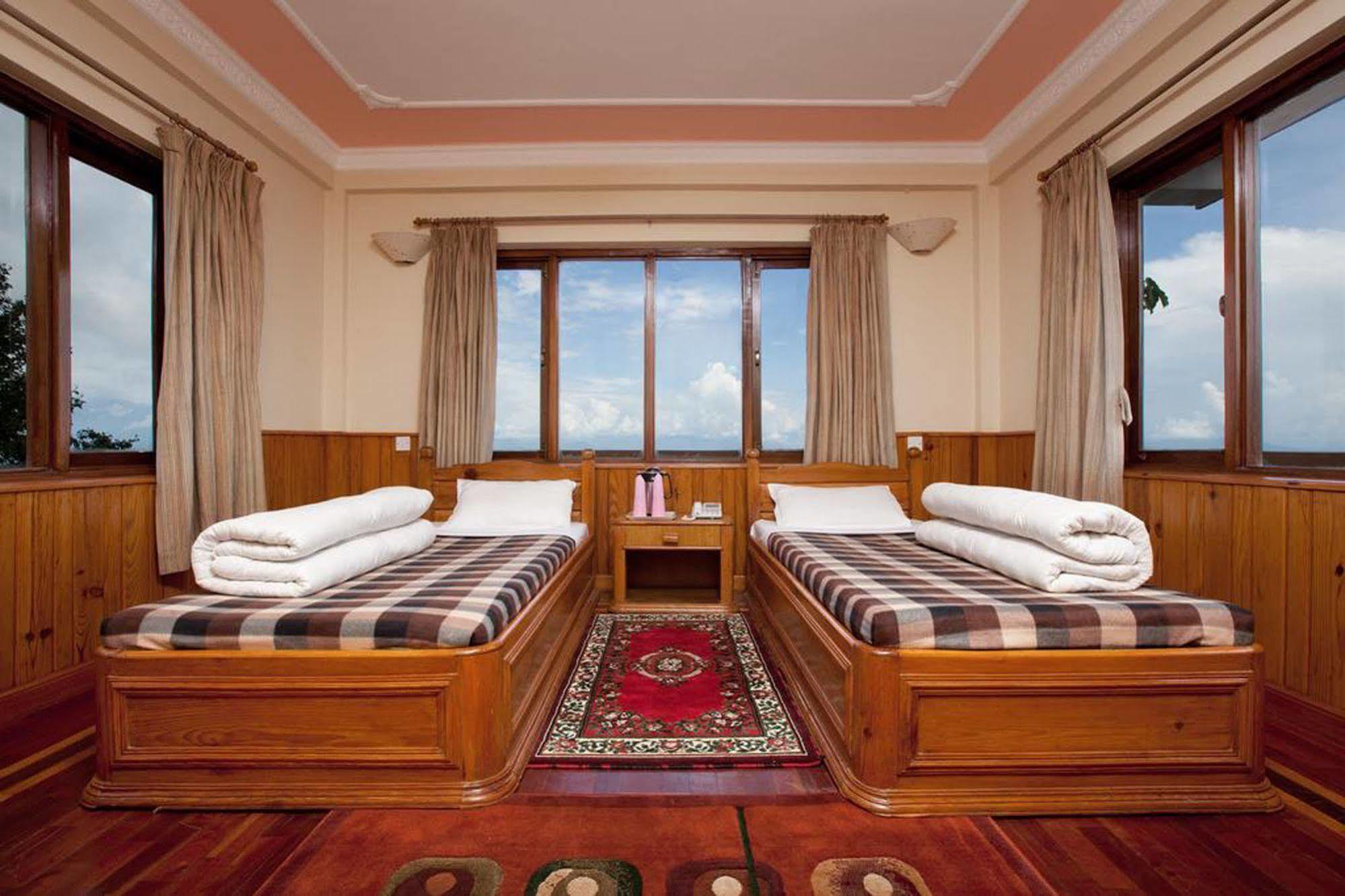 Nagarkot Sunshine Hotel Baluwapati Deupur Esterno foto